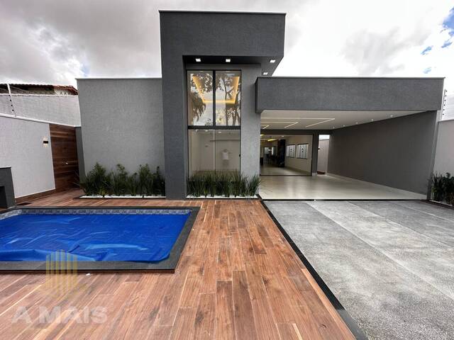#24 - Casa para Venda em Goiânia - GO - 1
