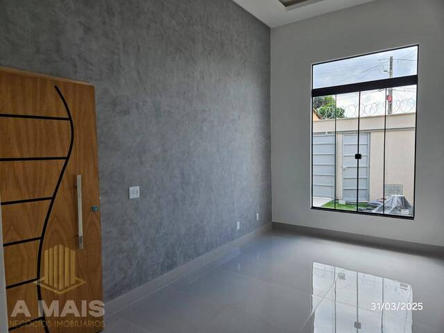 #30 - Casa para Venda em Aparecida de Goiânia - GO - 3