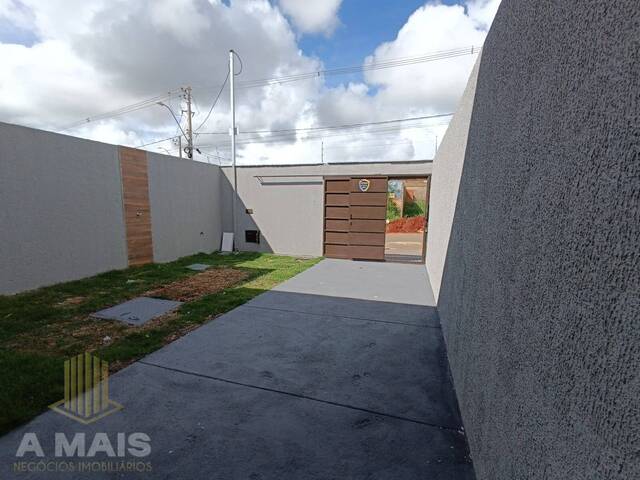 #38 - Casa para Venda em Goiânia - GO - 2