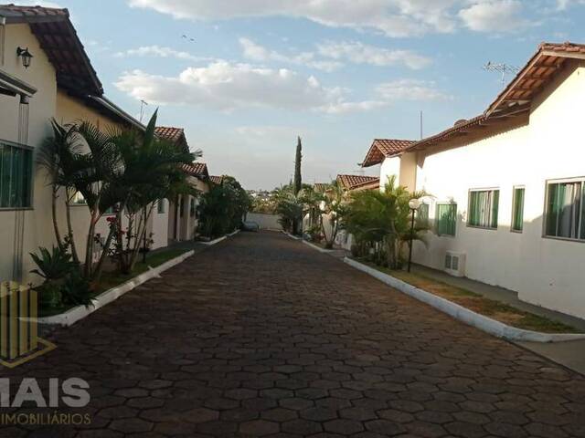 #47 - Casa para Venda em Aparecida de Goiânia - GO - 1