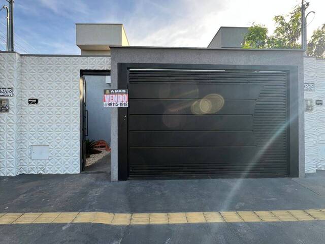 #54 - Casa para Venda em Goiânia - GO - 2